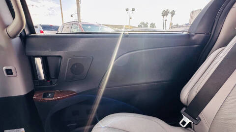 2015 Toyota Sienna Limited 7-Passenger