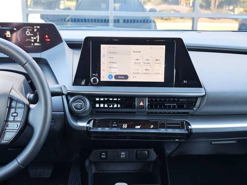 2023 Toyota Prius LE