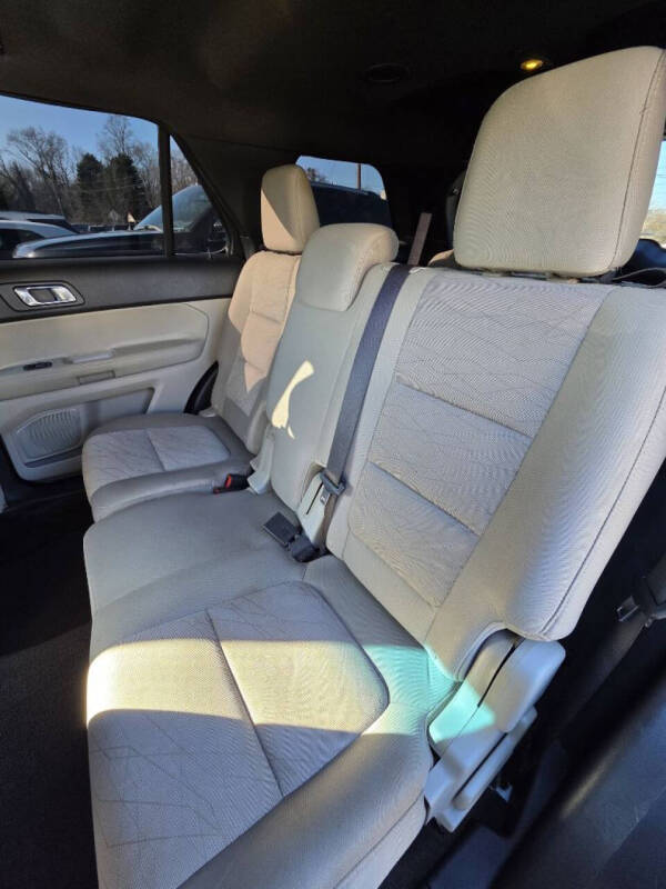 2015 Ford Explorer