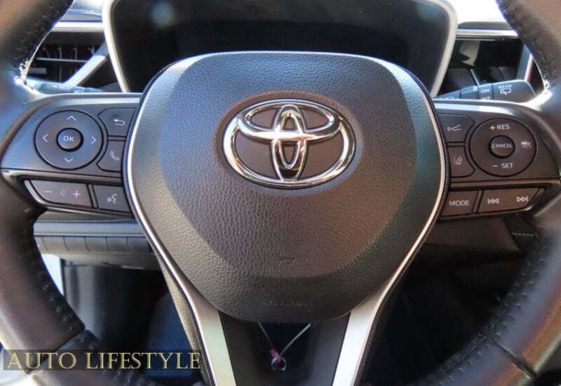 2021 Toyota Corolla Hatchback XSE