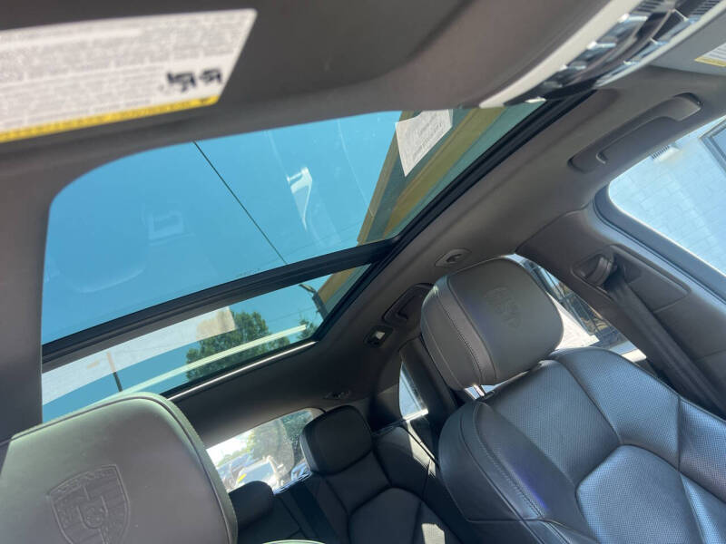 2016 Porsche Macan S