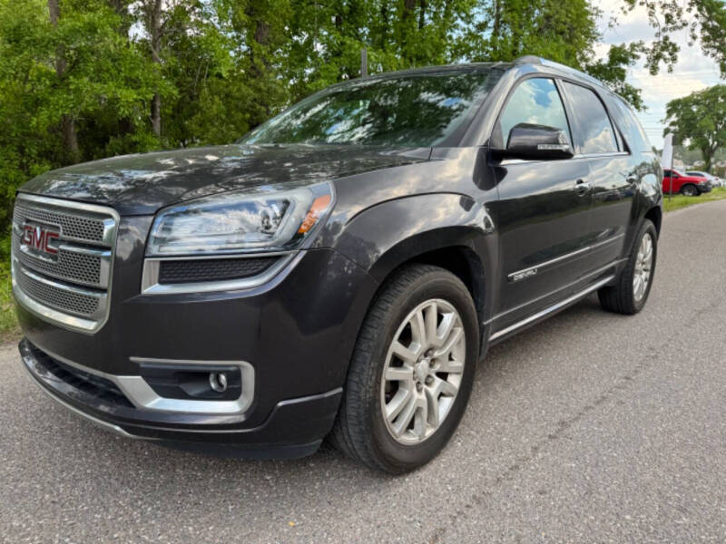 2015 GMC Acadia Denali's photo
