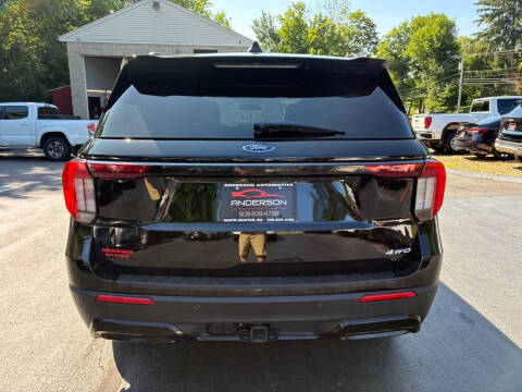 2025 Ford Explorer ST-Line