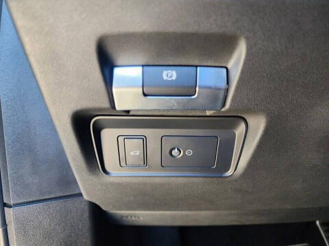 2023 Land Rover Range Rover Evoque P250 R-Dynamic S