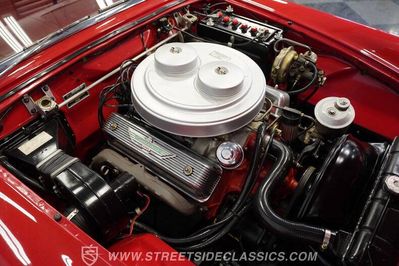 1957 Ford Thunderbird
