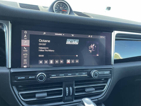 2019 Porsche Macan S