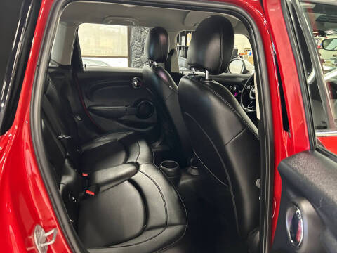 2015 MINI Hardtop 4 Door Cooper