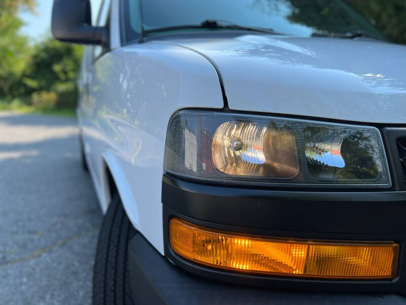 2019 Chevrolet Express 2500