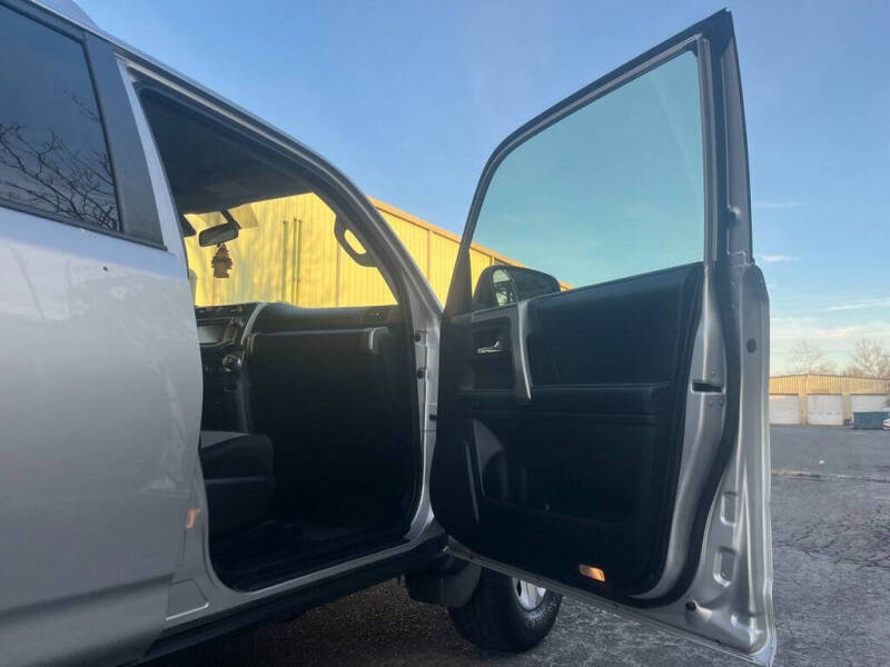 2017 Toyota 4Runner SR5