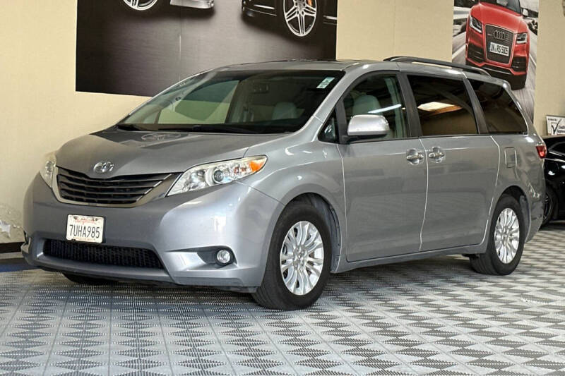 2016 Toyota Sienna
