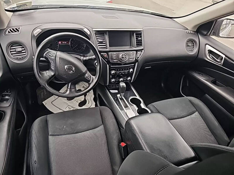 2018 Nissan Pathfinder