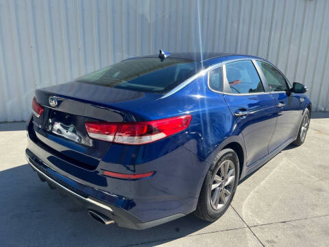 2020 Kia Optima LX