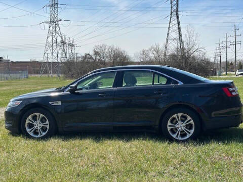 2017 Ford Taurus SE