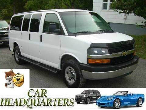 2015 Chevrolet Express Passenger LS's photo