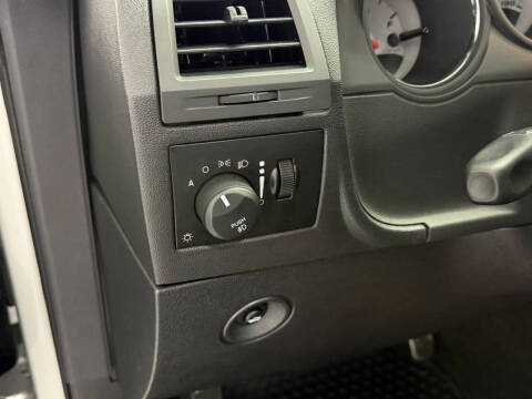 2008 Dodge Challenger SRT8