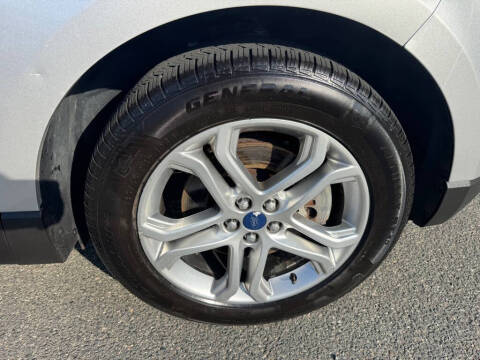 2018 Ford Edge Titanium