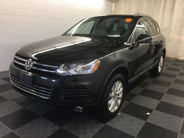 2011 Volkswagen Touareg for sale at Auto Works Inc in Rockford IL