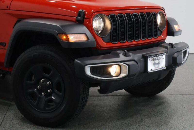 2024 Jeep Gladiator Sport