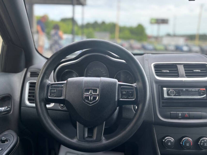 2013 Dodge Avenger SE