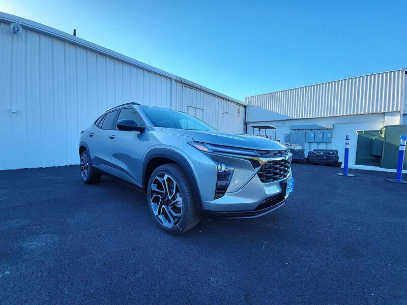 2025 Chevrolet Trax RS