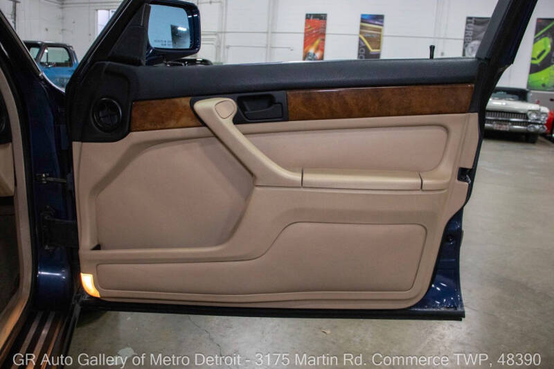 1990 BMW 7 Series 735i