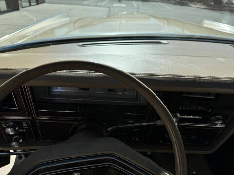 1979 Lincoln Continental Town Car