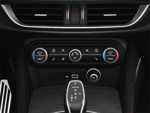 2025 Alfa Romeo Stelvio