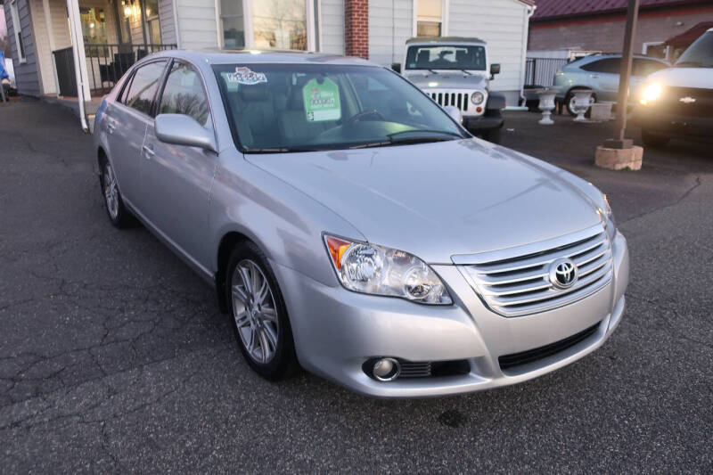 2008 Toyota Avalon Limited's photo