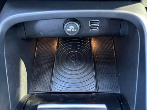 2019 Volvo XC40 T5 R-Design