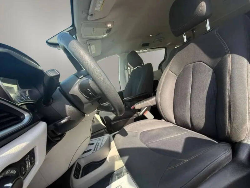 2017 Chrysler Pacifica Touring