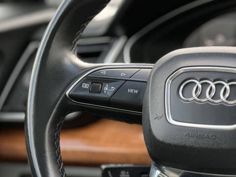 2022 Audi Q5 quattro S line Prem Plus 45 TFSI