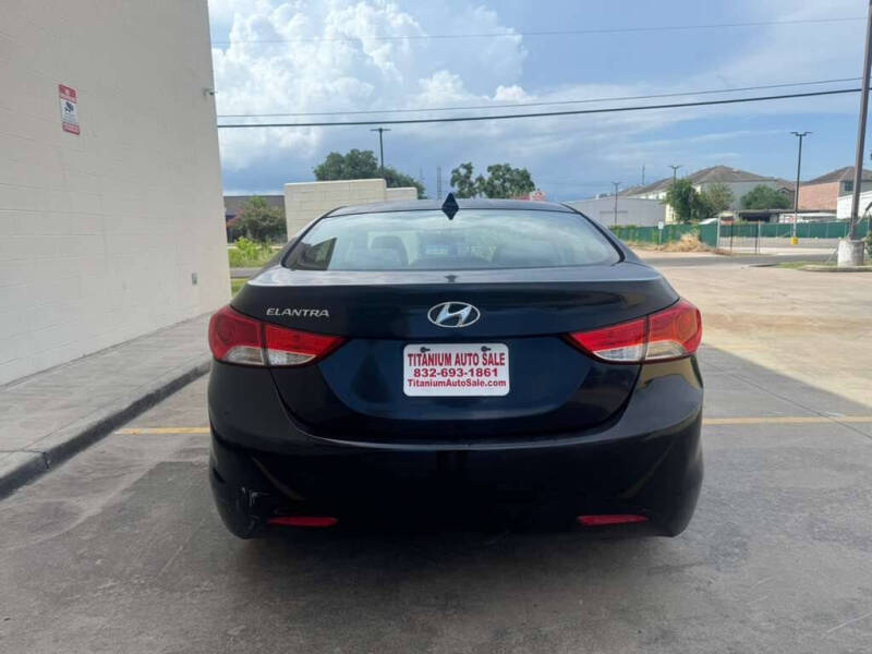 2012 Hyundai Elantra GLS