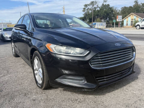 2013 Ford Fusion SE