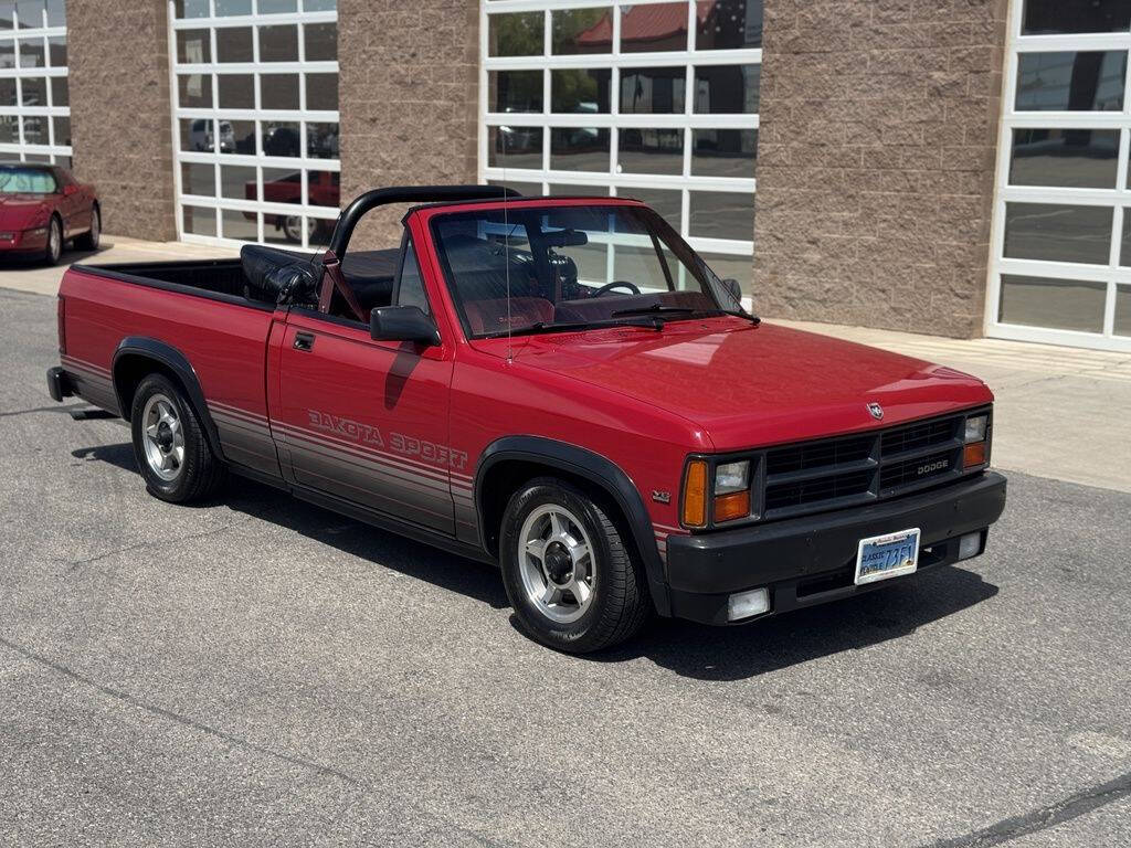 1989 Dodge Dakota 2