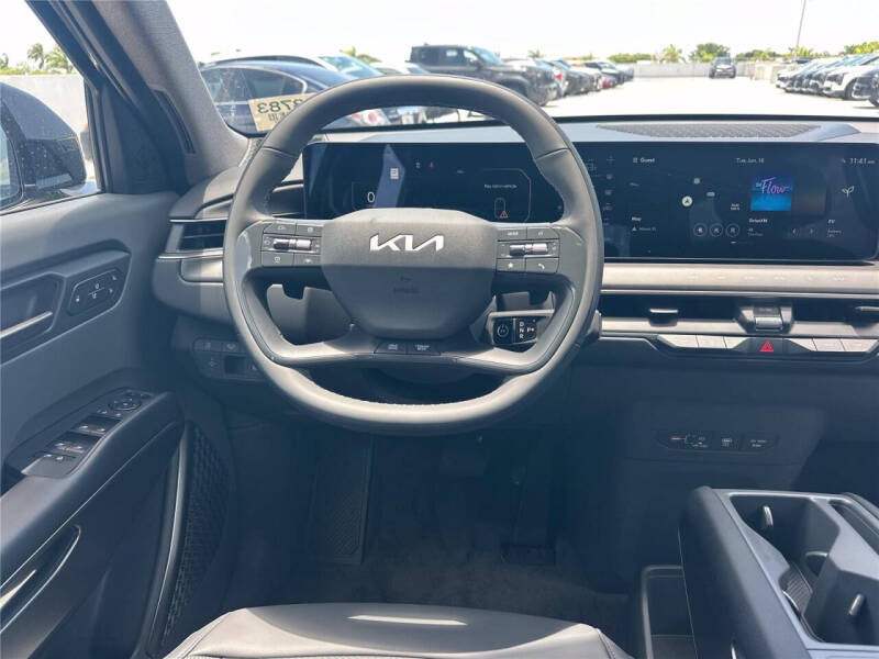 2026 Kia EV9 Wind