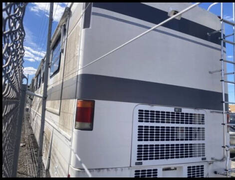 2001 Freightliner XC Chassis