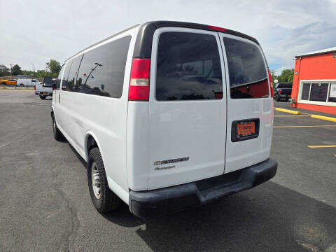 2018 Chevrolet Express LS 3500