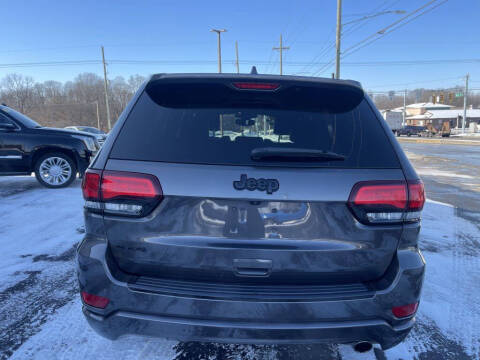 2018 Jeep Grand Cherokee Laredo