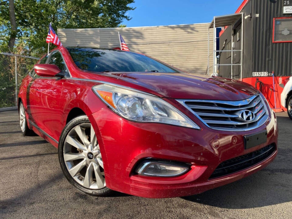 2012 Hyundai Azera for sale at 3B Auto Sales in Paterson, NJ