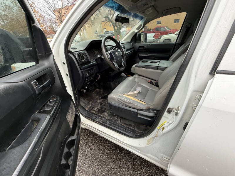 2017 Toyota Tundra SR