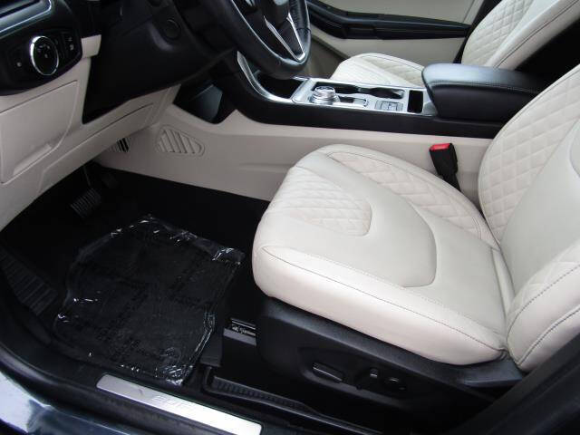 2024 Ford Edge Titanium