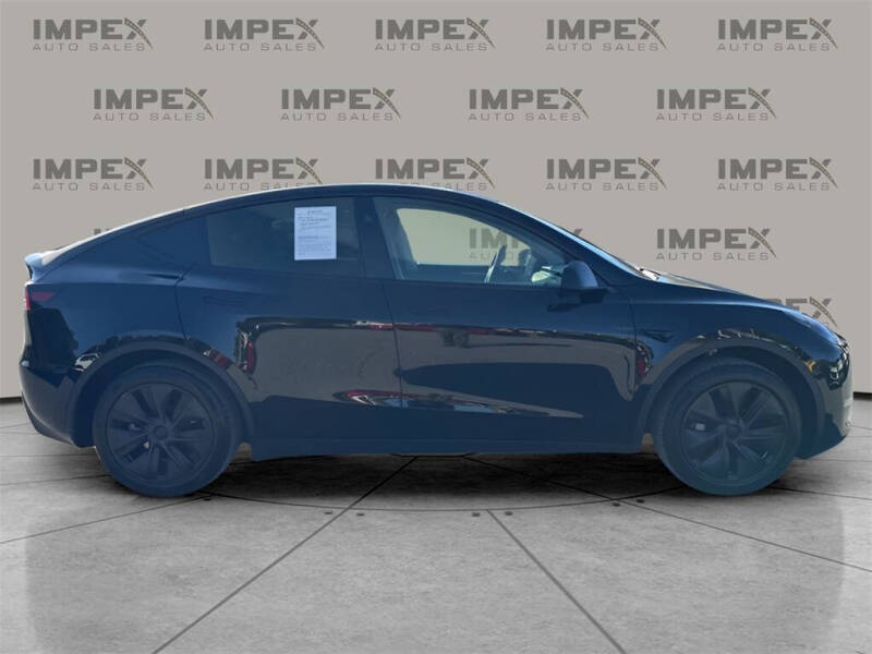 2025 Tesla Model Y Long Range