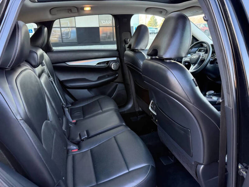 2019 Infiniti QX50 Essential