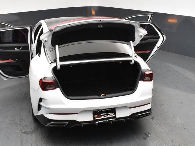 2023 Kia K5