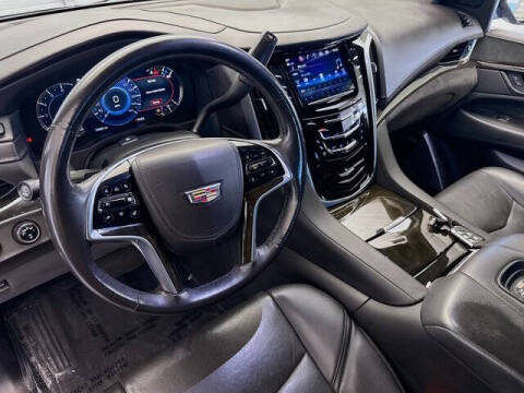 2020 Cadillac Escalade Platinum