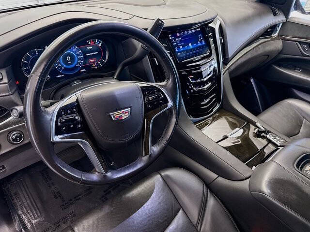 2020 Cadillac Escalade Platinum