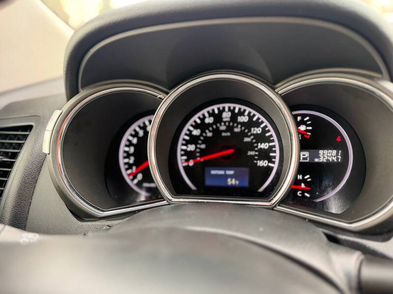2011 Nissan Murano LE