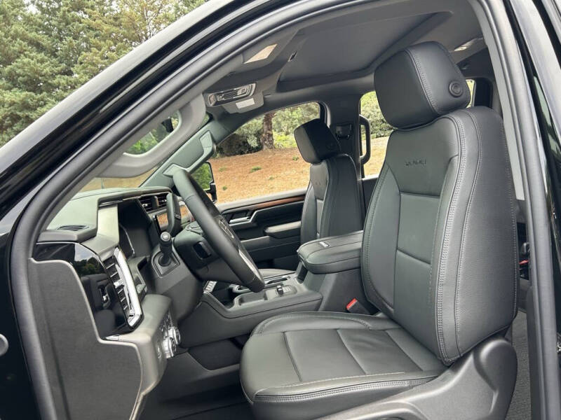 2025 GMC Sierra 2500HD