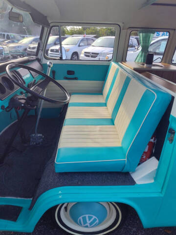 1980 Volkswagen Bus