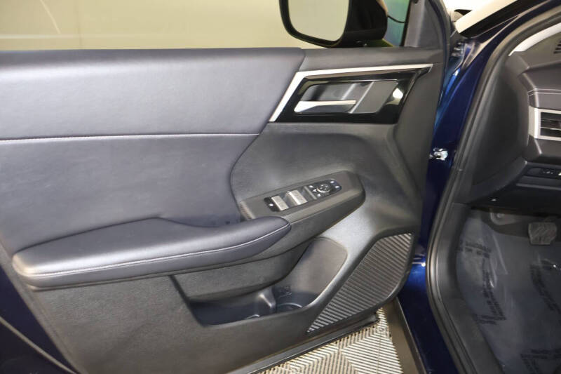 2025 Mitsubishi Outlander PHEV SE